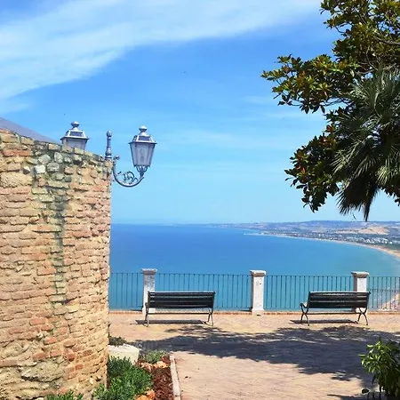 Apartment Medieval Vasto